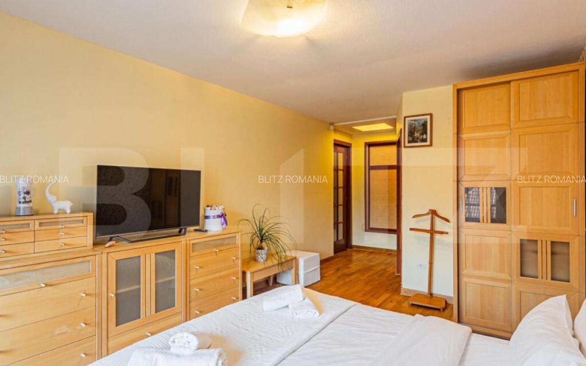Apartament cu 3 camere ?i 3 bai in vila, zona Schei - 5