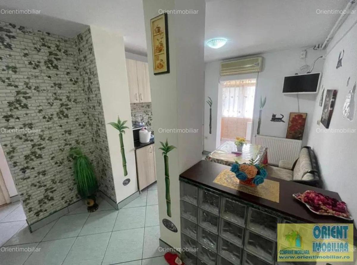 Inel 2, Dezrobirii, decomandat, 2 camere, renovat, gaze, vanzari Constanta - 6
