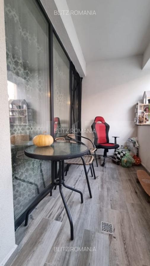Oferta lunii! 2 camere, 50mp, balcon, garaj, zona Petrom - 5