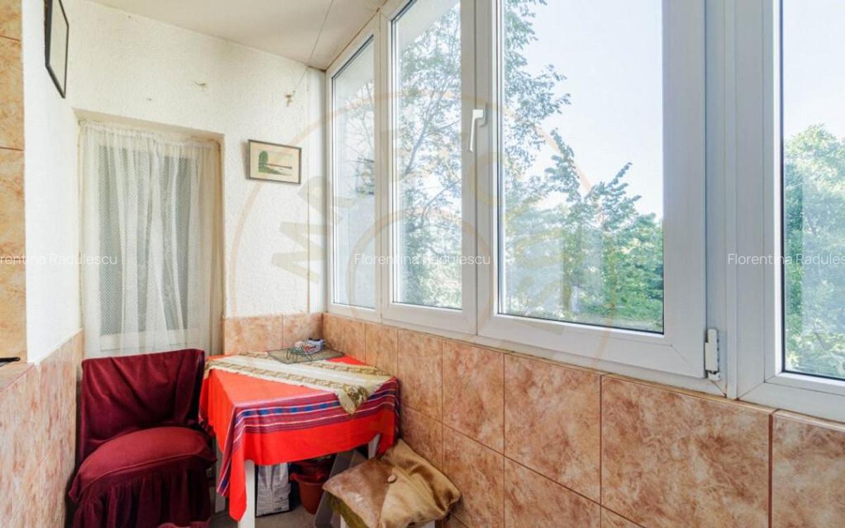 Apartament cu potential, ideal pentru renovare bloc din - 6
