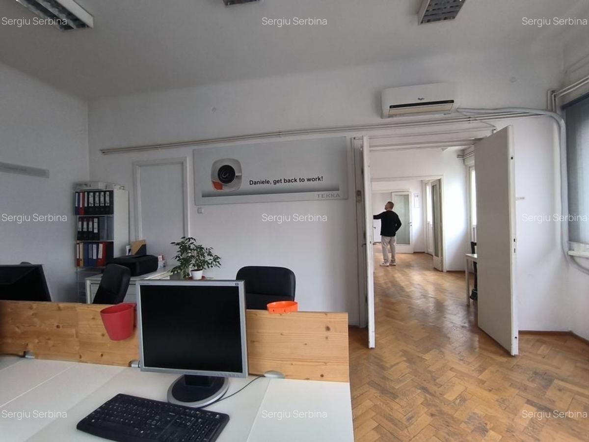 Apartament cu 3 camere semidecomandat în Calea Victoriei - 6