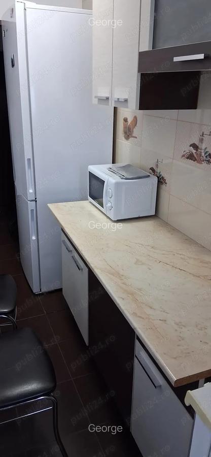 Inchiriez apartament 3 camere, complet mobilat si utilat in zona Exerci?iu-Banat. - 9 Inchiriez apartament 3 camere, complet mobilat si utilat in zona Exerci?iu-Banat. - 9