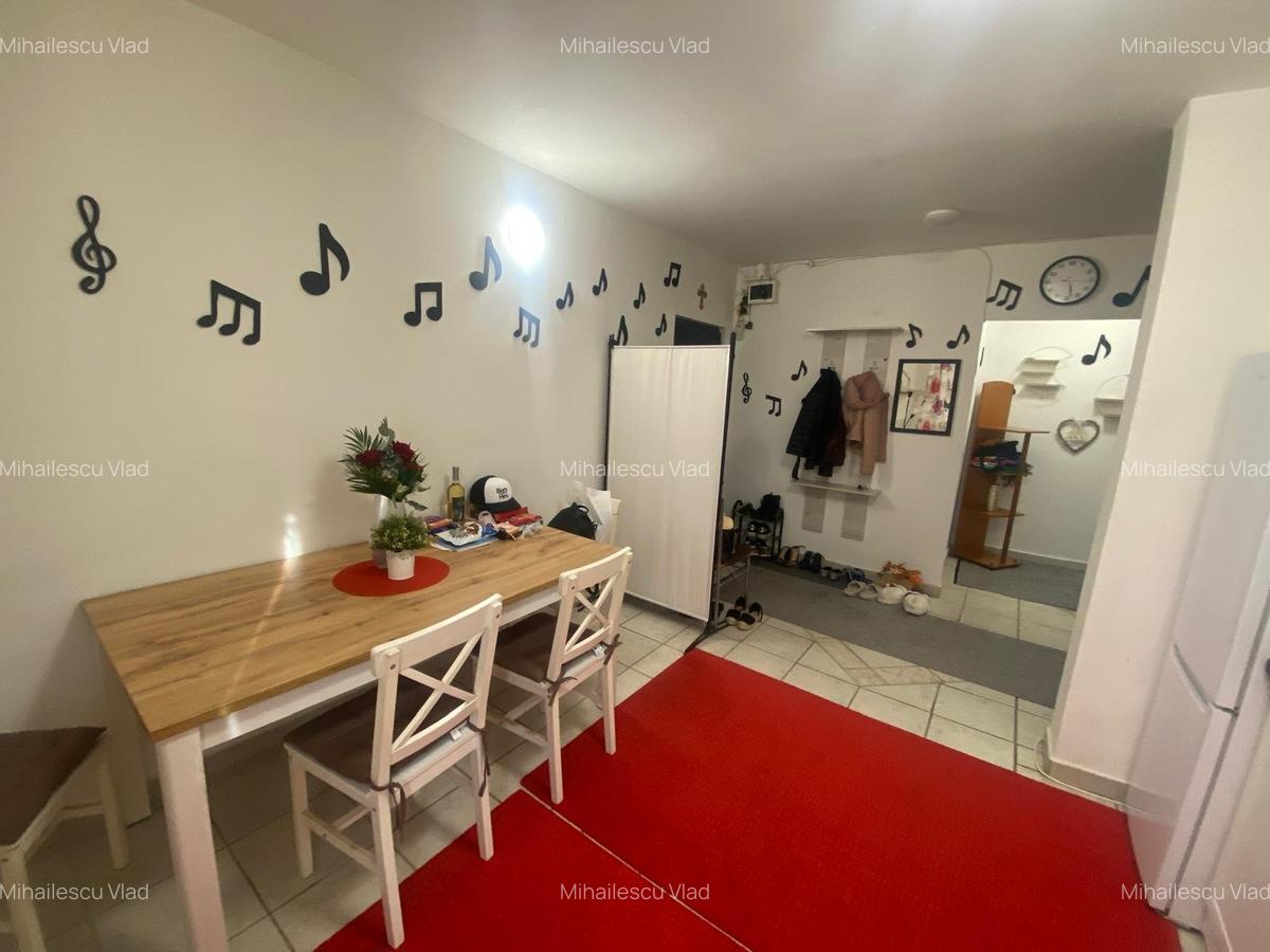 Apartament cu 2 camere decomandat, mobilat în 13 Septembrie - 4