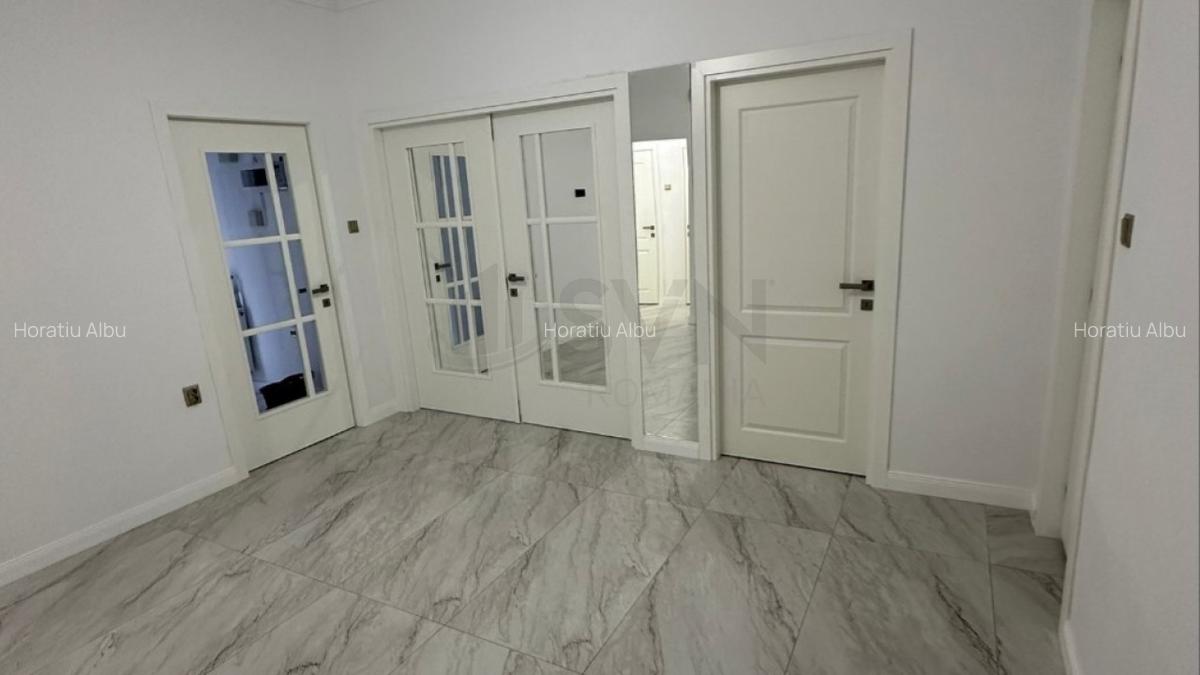 REA1024886 Apartament 3 camere in vila interbelica I Tineretului - 1