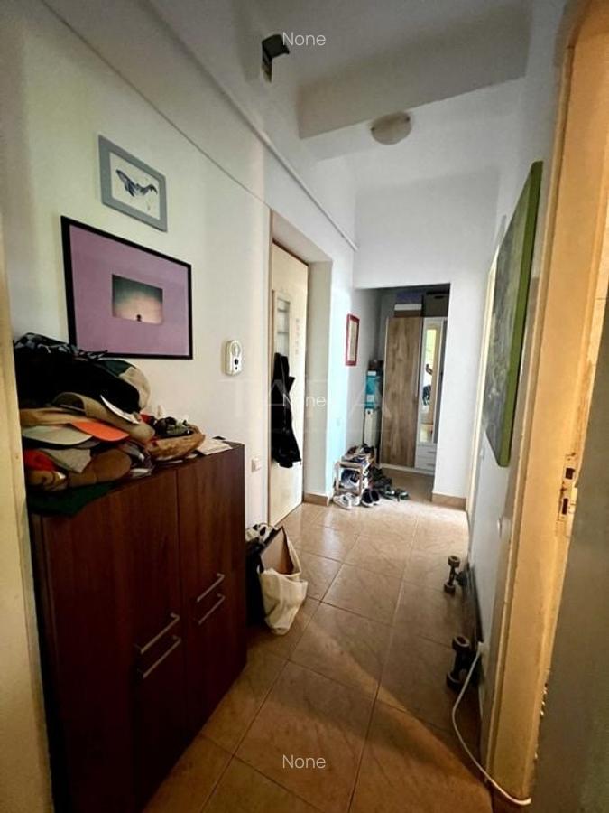 Garsonieră decomandată în Central - 5