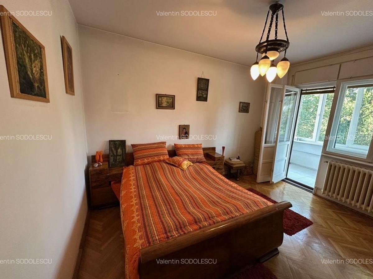 Apartament 5 camere in imobil tip asociatie zona Centrala - 13