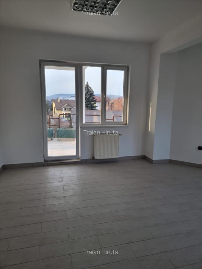 Vila de 688 mp, 700mp teren, 10 parcari, garaj de 60mp - 7