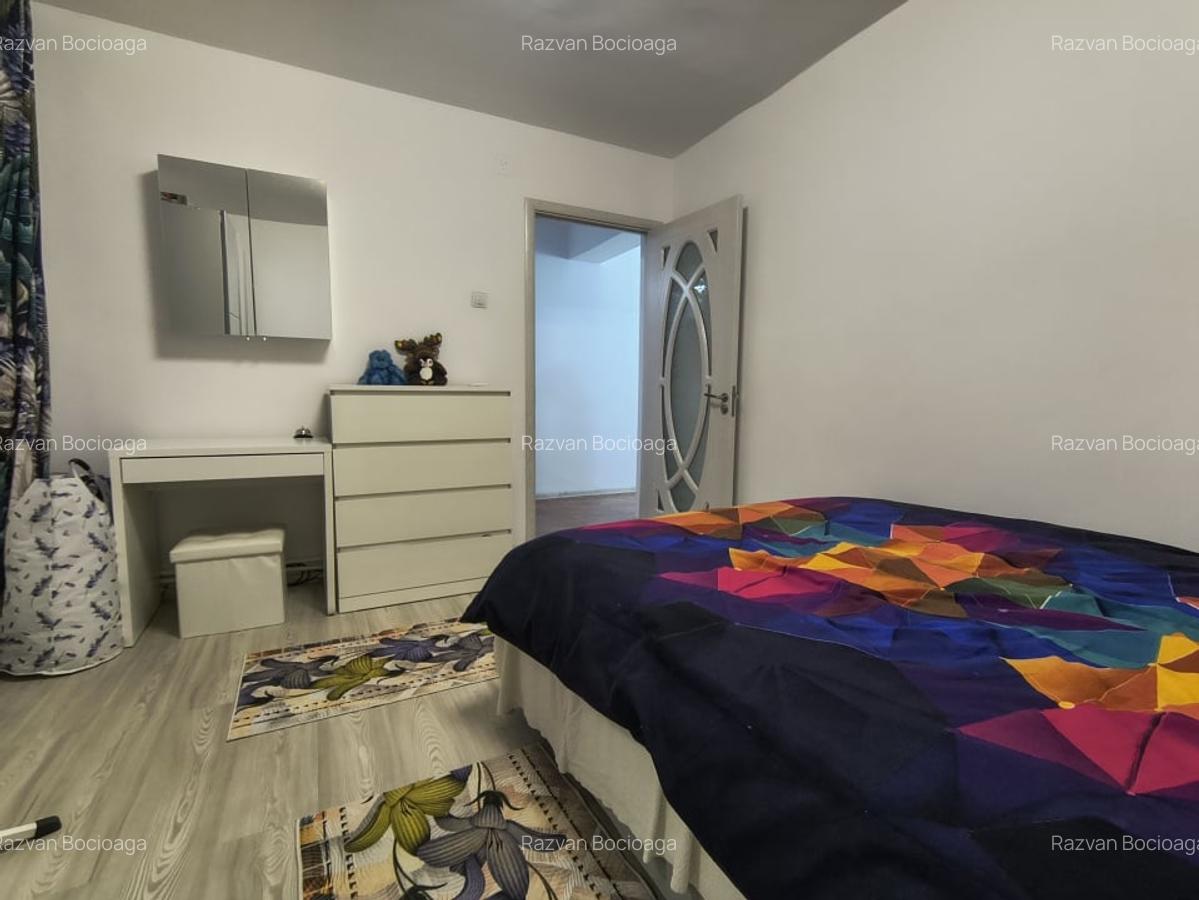 Icil -apartament 3 camere decomandat renovat - 4 Icil -apartament 3 camere decomandat renovat - 4