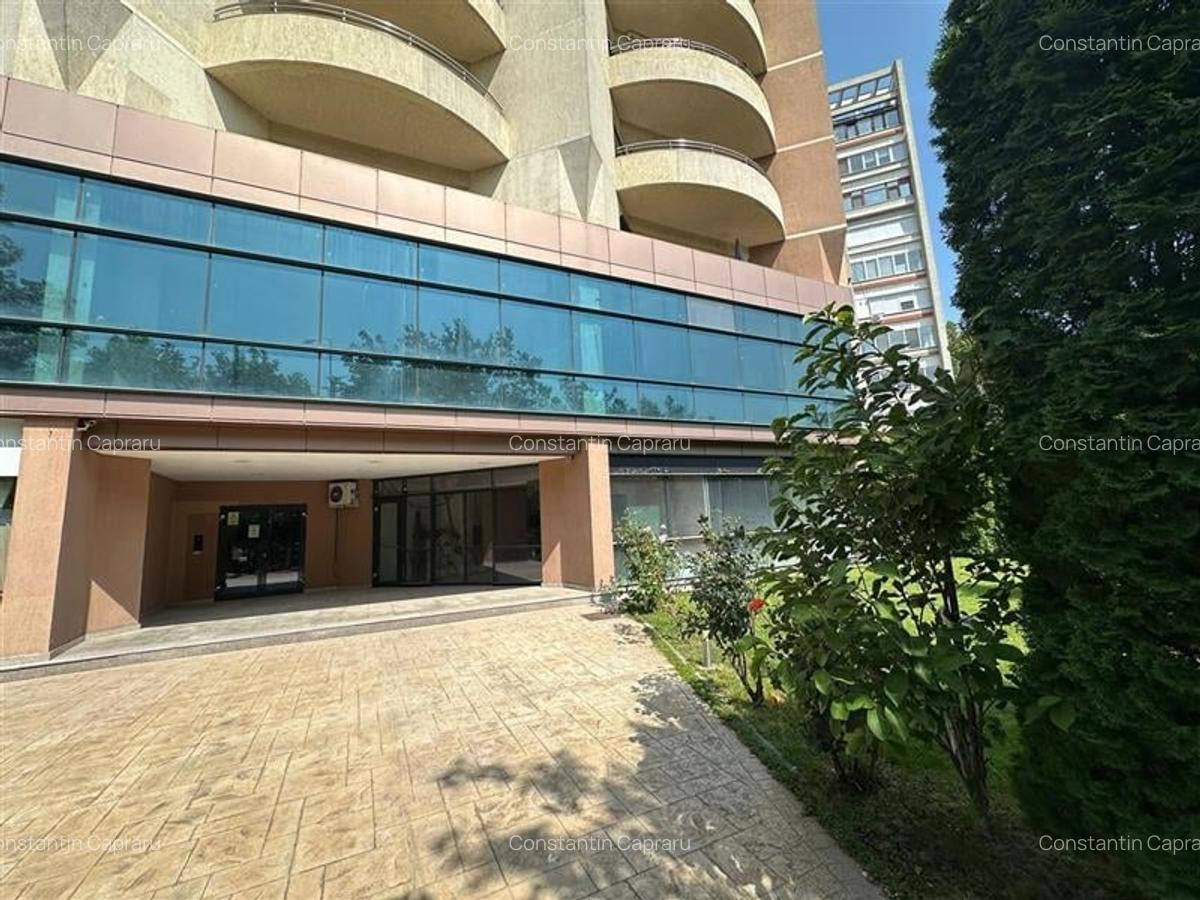Vanzare Spatii - clinica, comercial, showroom, birouri - 3