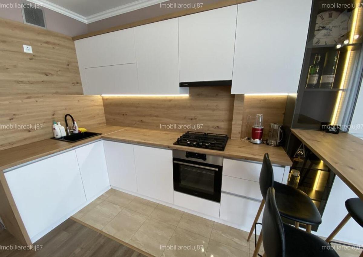 Se ofera spre inchiriere garsoniera situata pe Detunata - 6