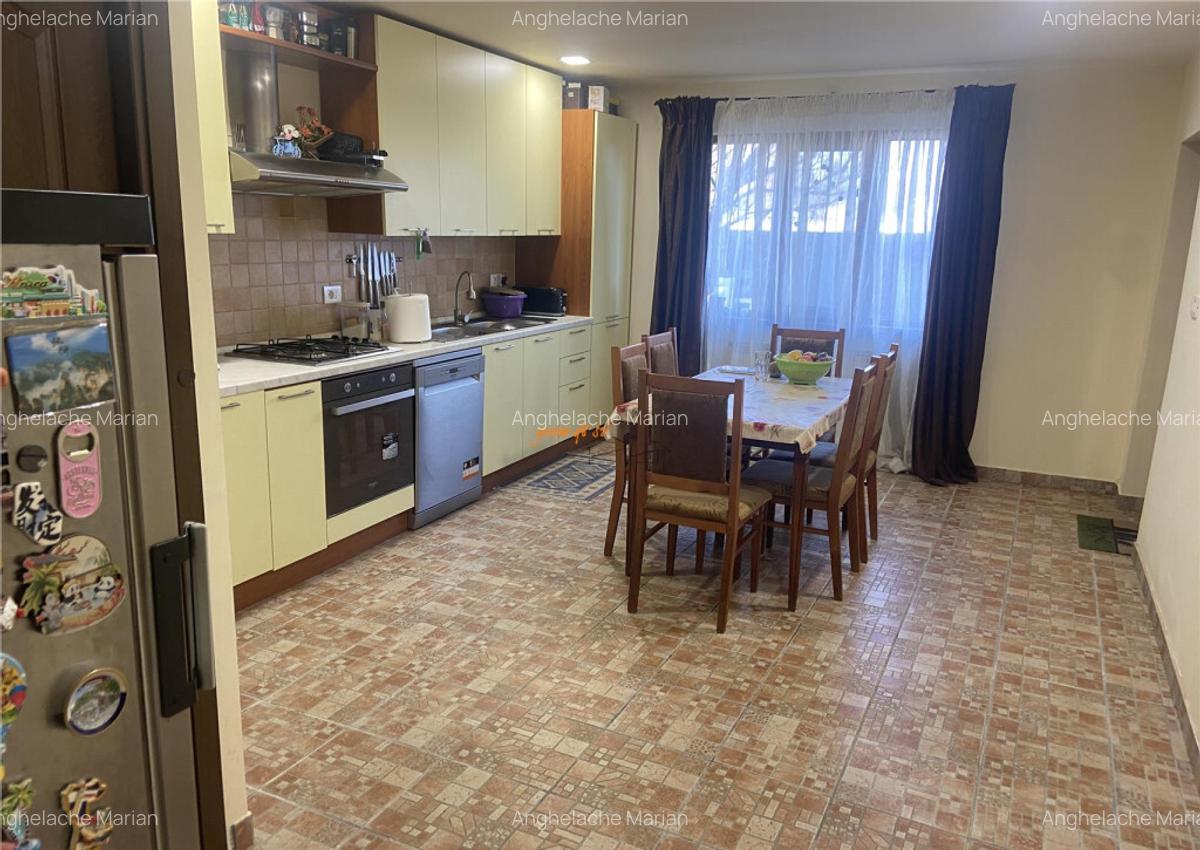 Casa de vanzate in Campineanca , parter etaj, 360 mp utili , - 14