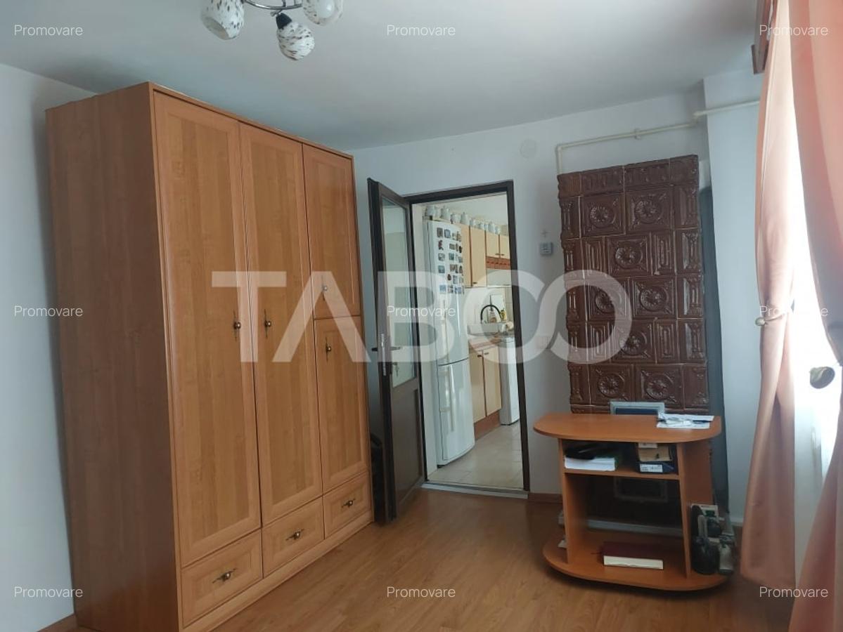 Apartament la casa 97 mpu 5 camere 2 bucatarii 3 bai gradina Cisnadie - 14