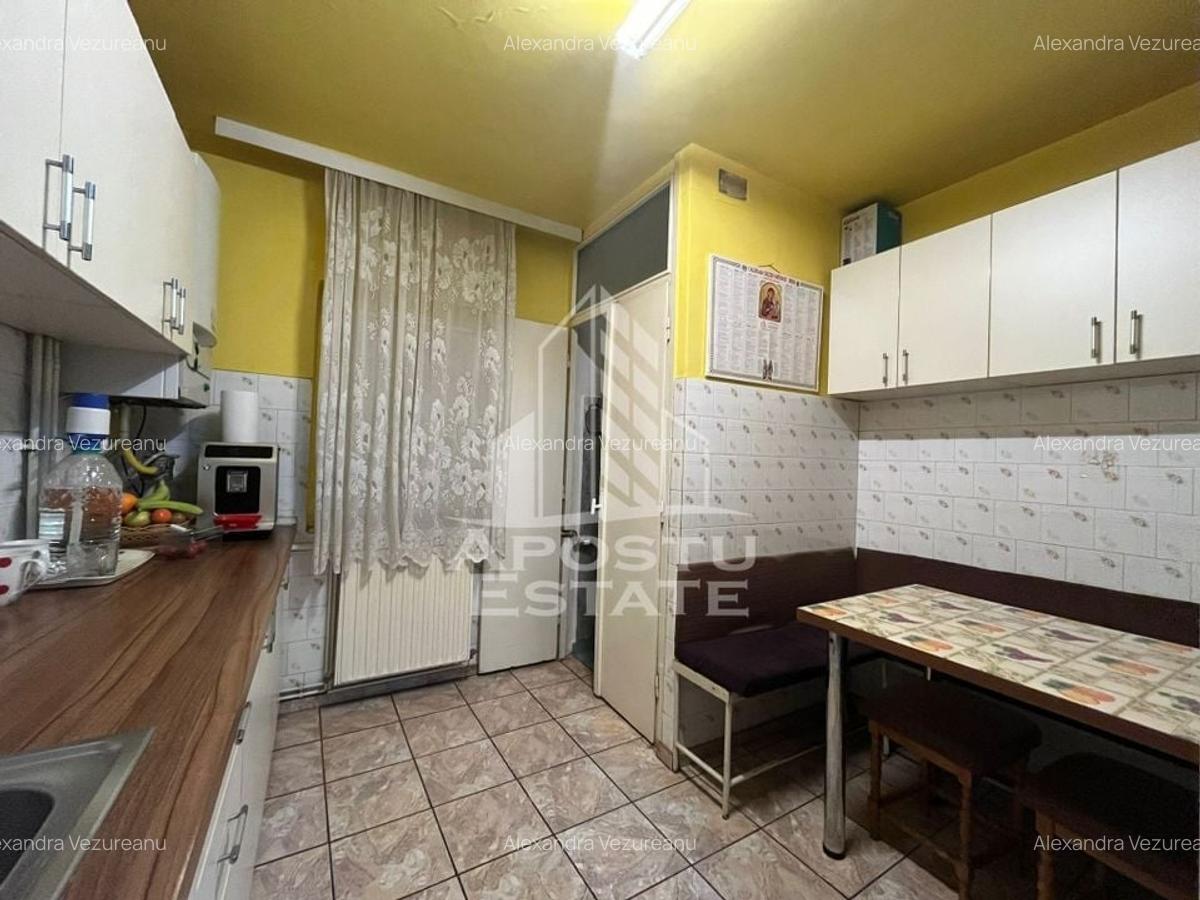 Apartament cu 3 camere decomandat în Soarelui - 6