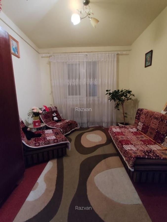 Apartament 4 camere, zona Bulevardul Primaverii - 1