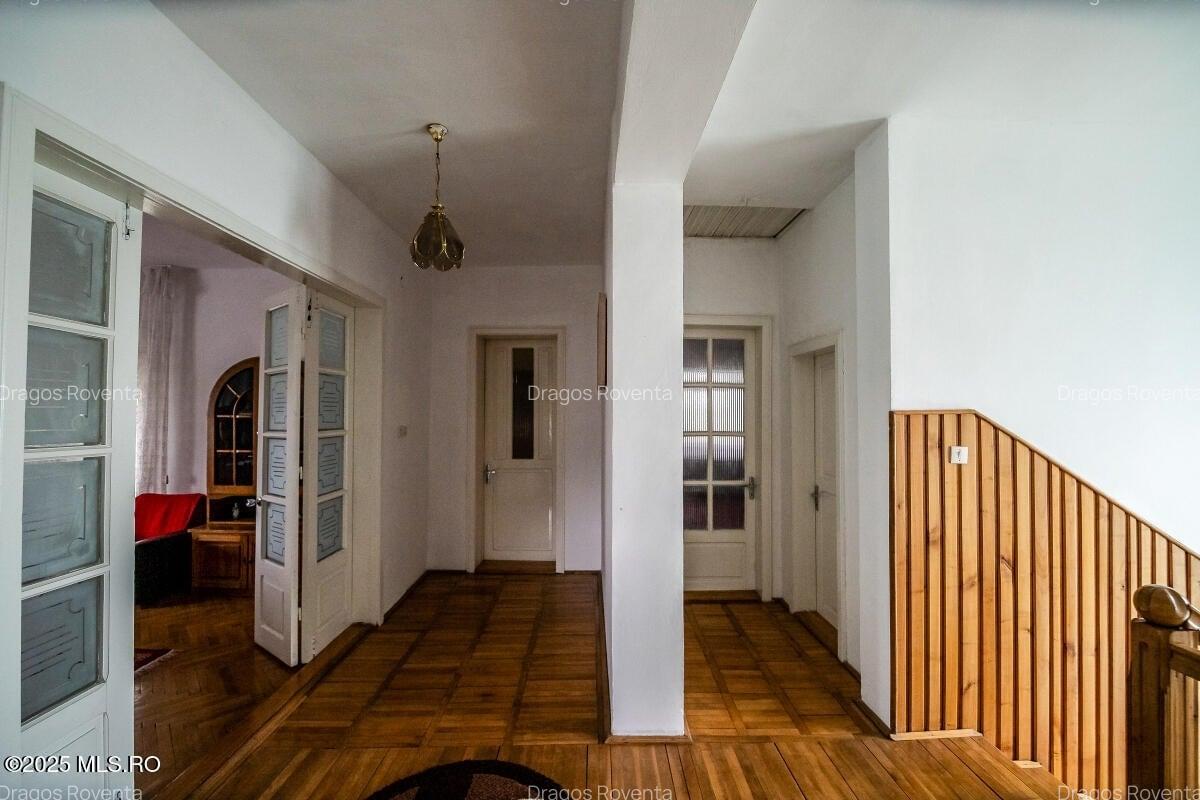 Casă cu 11 camere în Freidorf - 26