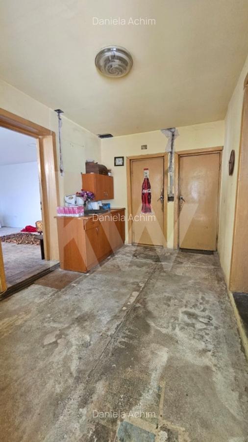 Casa individuala compusa din doua apartamente, cu teren liber de 540 mp - 17