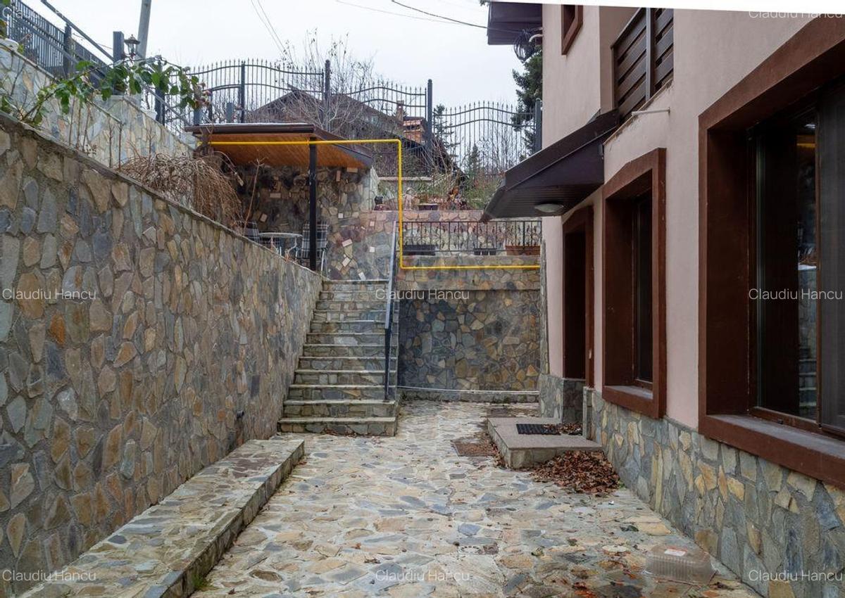 Complex pentru cazare in Busteni in zona Valea Alba - 1