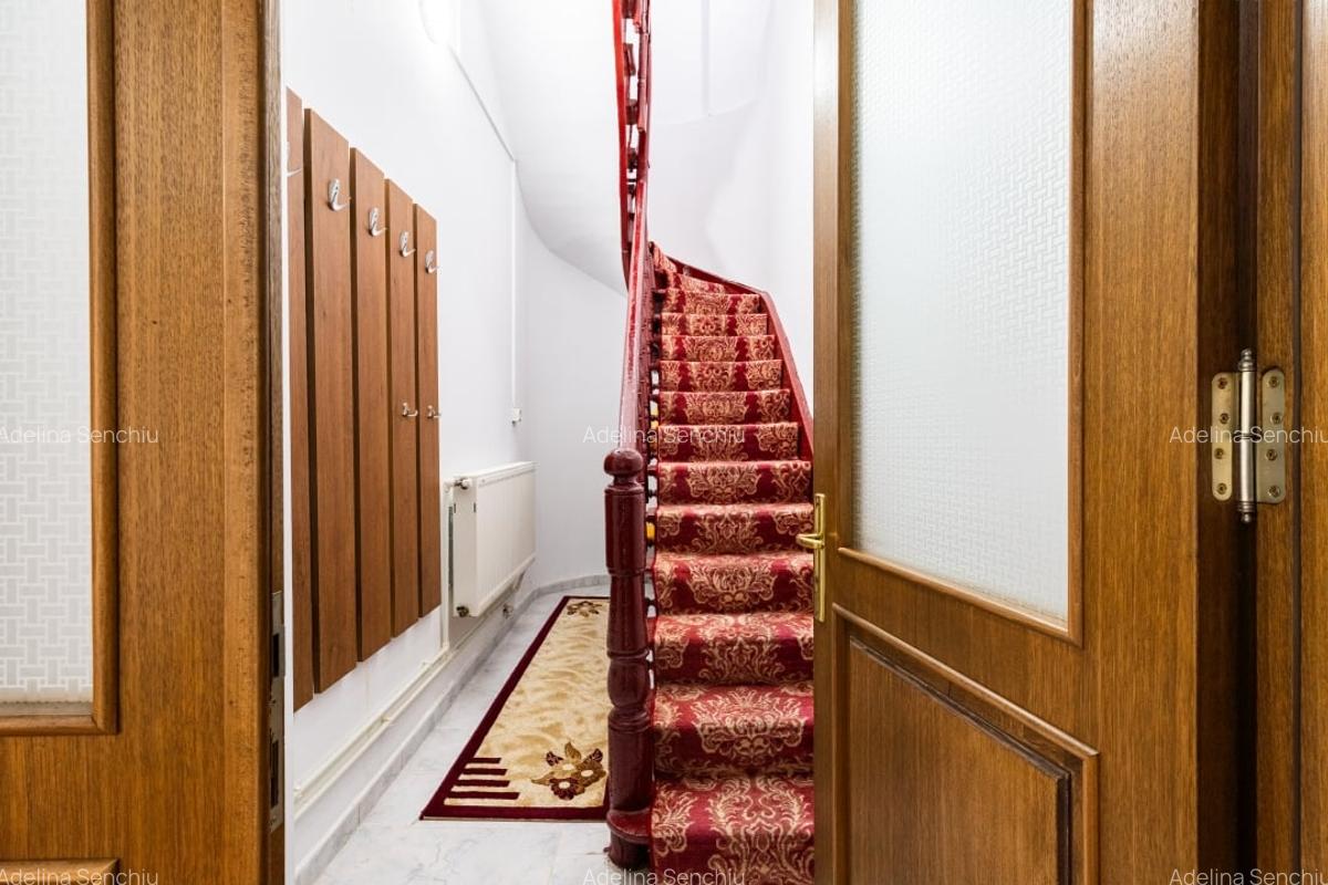 Casa cu 4 camere | Curte proprie | Renovata | zona Centrala - str. Mihai Viteazu - 1