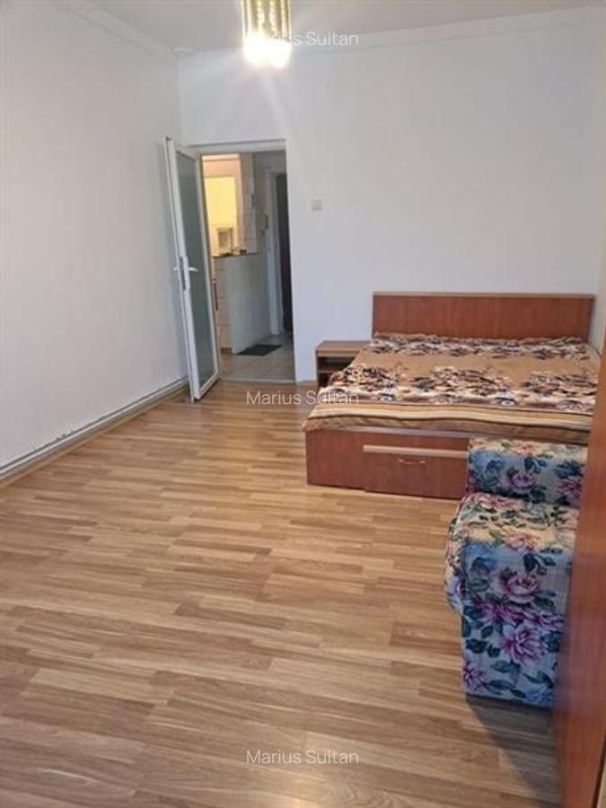 Garsonieră decomandată, mobilată în Răcădău - 5