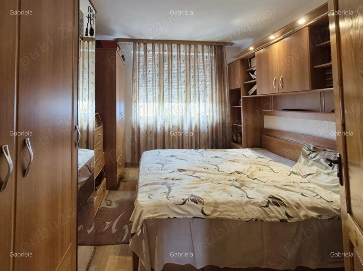 Vanzare apartament 4 camere Piata Mica Tg-Jiu - 6