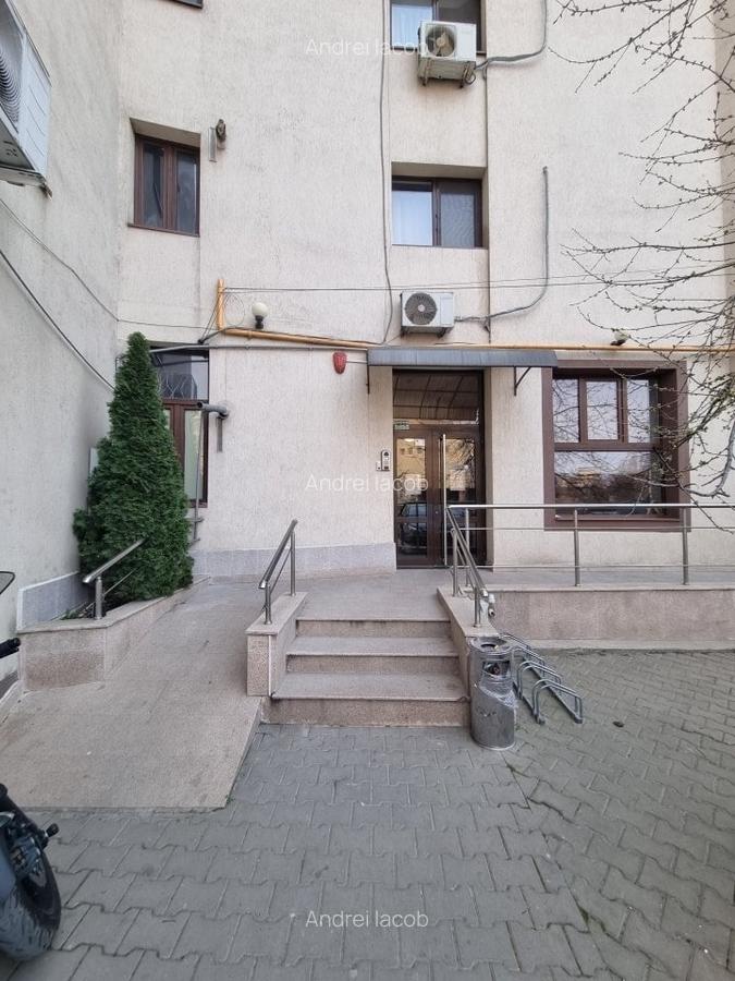 Proprietar - Inchiriez apartament 2 cam zona Palas - Sf. Lazar - Bloc Il Primo - 10