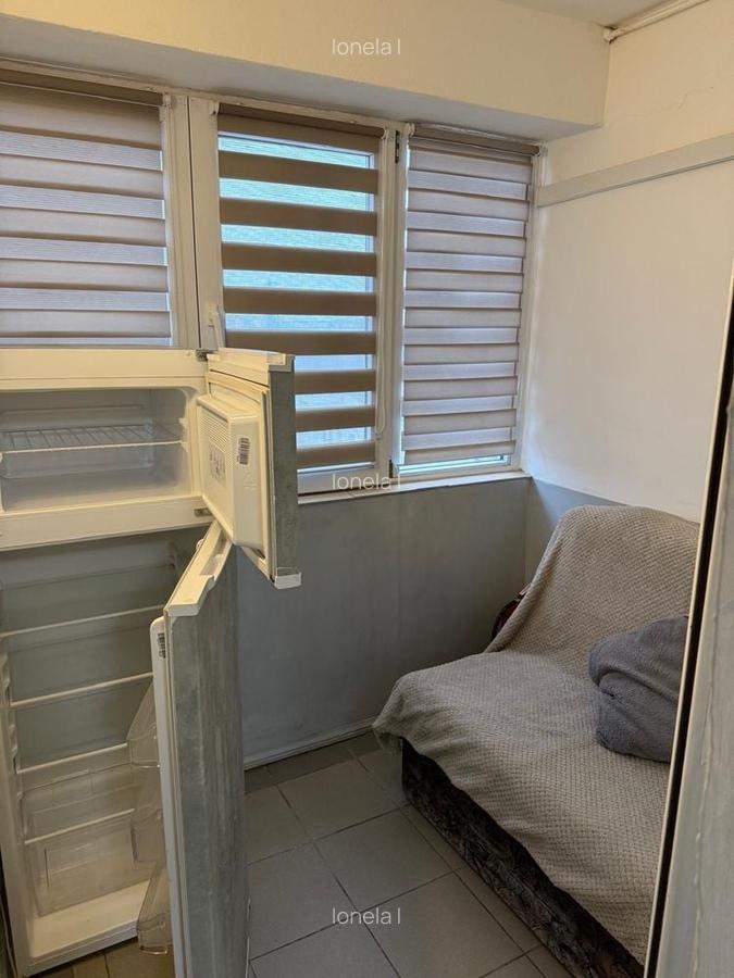 Favorit - 7 minute metrou - Garsoniera OPEN SPACE - 6