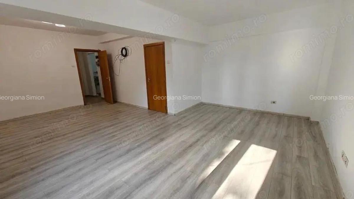 Garsoniera Universitate | Nemobilata | Proximitate metrou - 4