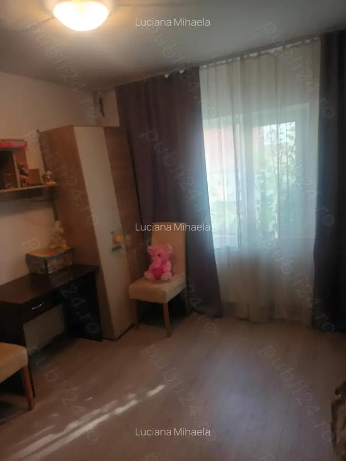 De vanzare apartament 2 camere - 3