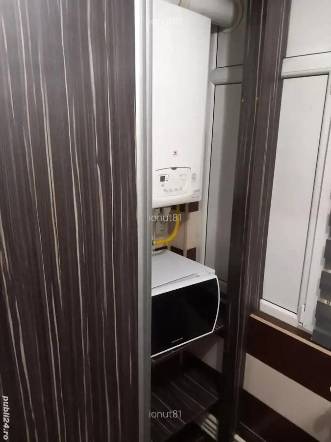Inchiriez apartament 2 camere - 1