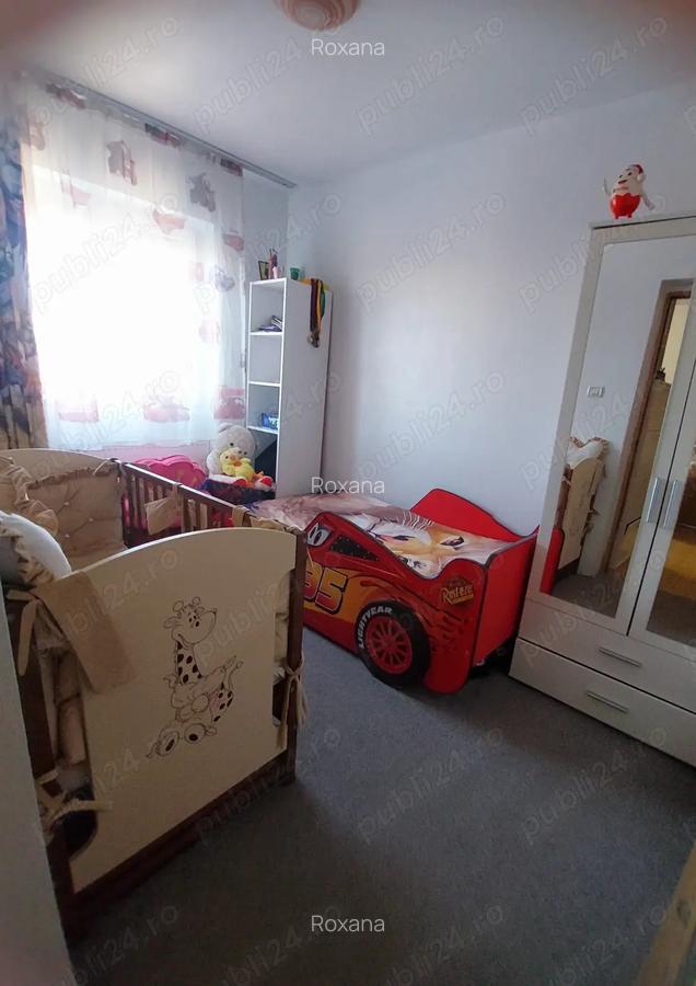 Vand apartament 3 camere decomandat zona Banu Maracine - 9