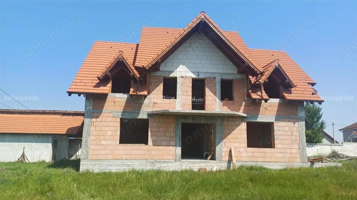 Casa de vanzare cu 1000 mp teren in Avrig - 2