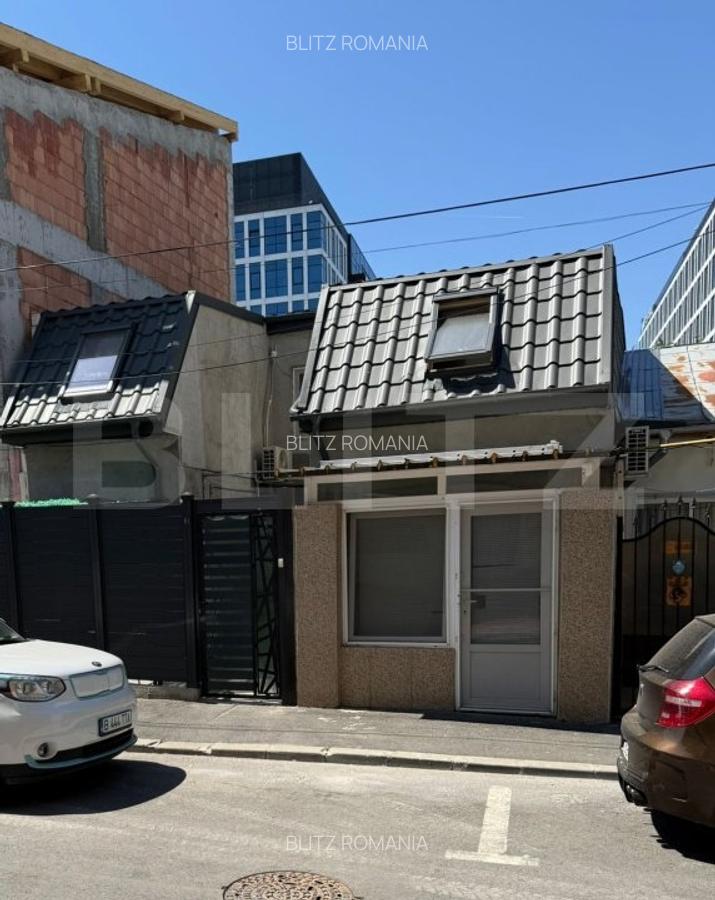 Casa spatioasa cu 4 camere, 103 mp, curte 70 mp, zona 13 Septembrie - 1