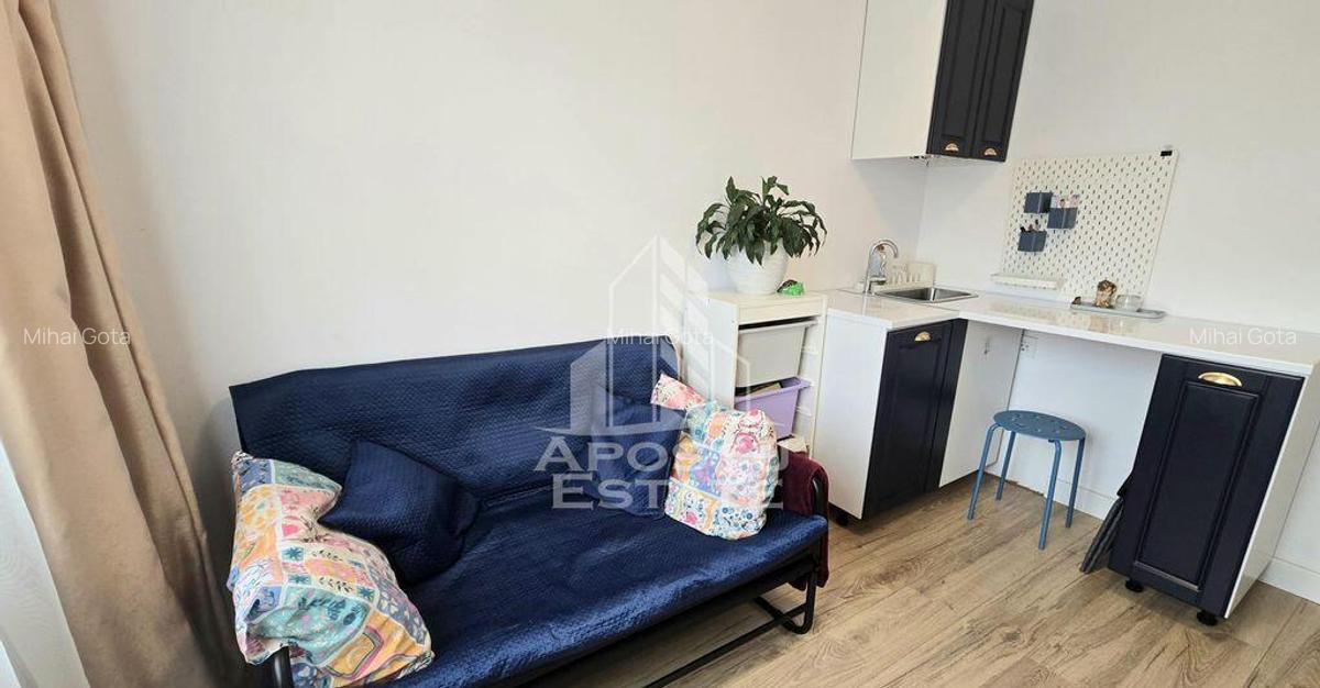 Garsoniera renovata, etaj intermediar, zona Dacia - 2