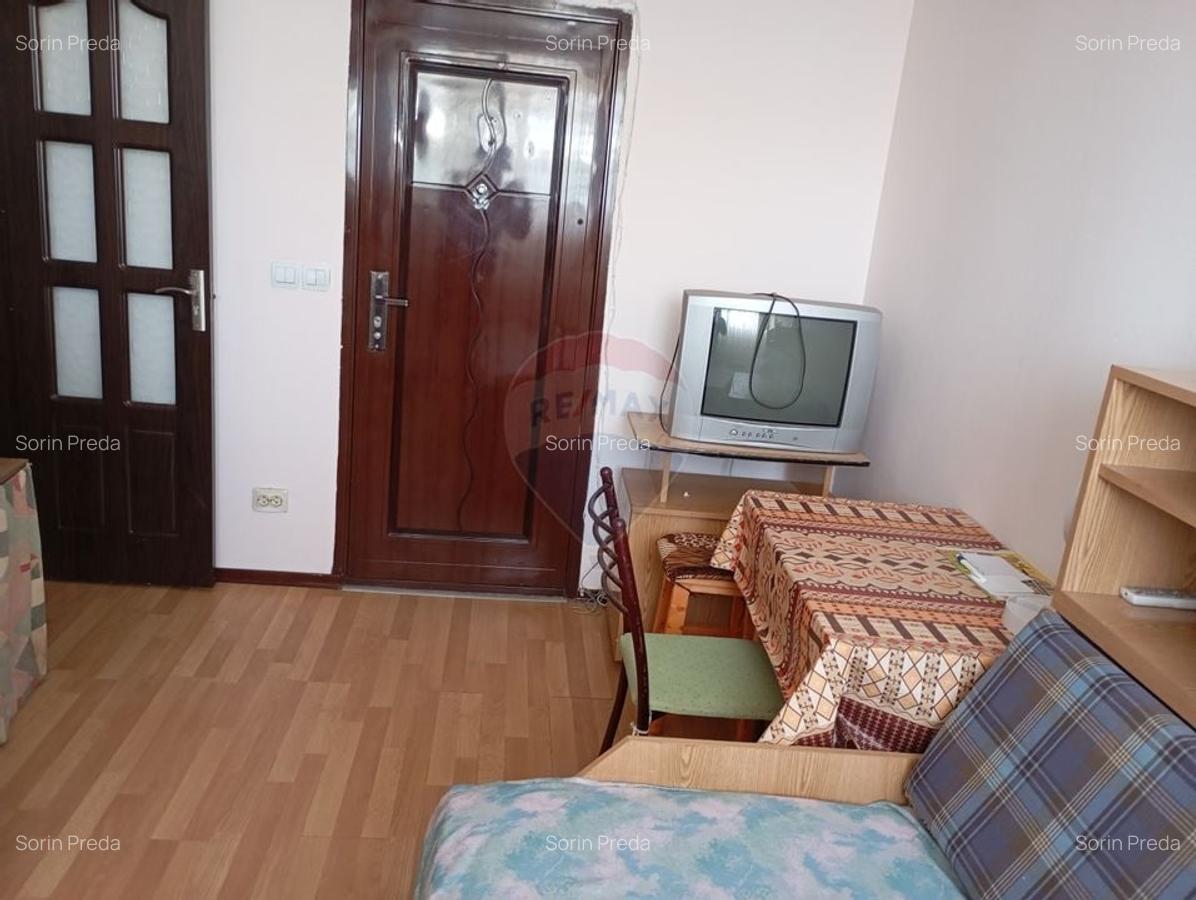 Garsoniera de vanzare in zona Periferie - 2