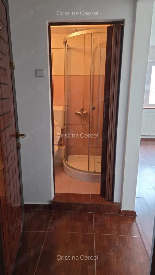 Garsoniera de vanzare, str. Crinul de Padure, zona Drumul Taberei - 1