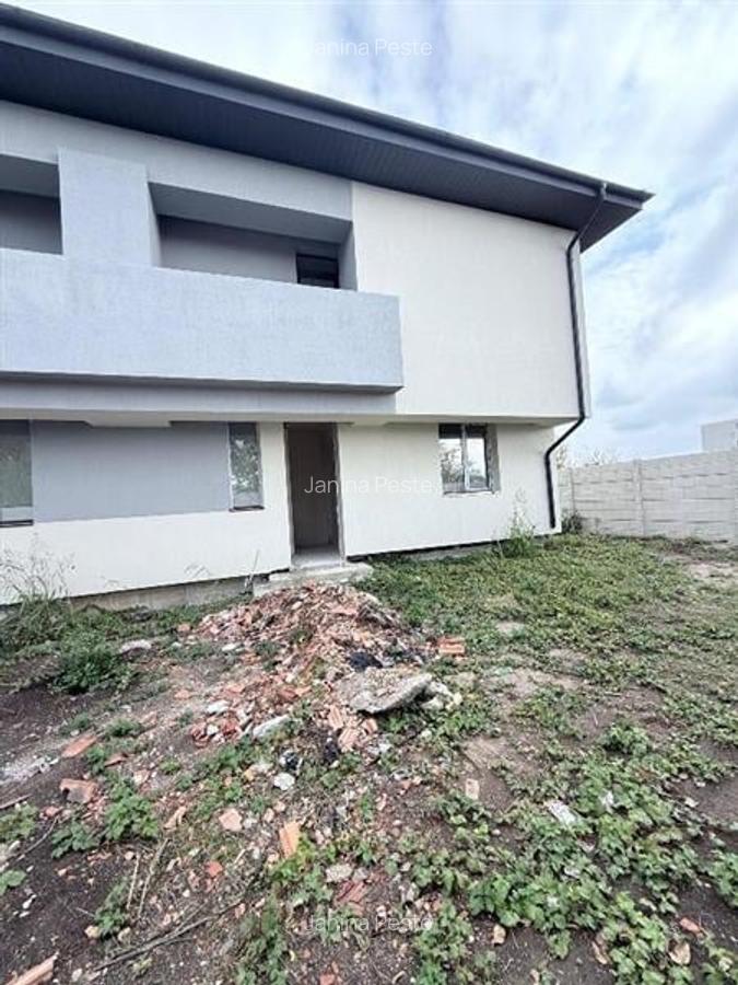 Casa - Duplex -  Prelungirea Ghencea-  Cartierul Latin -  139000E tva inclus - C - 9 Casa - Duplex -  Prelungirea Ghencea-  Cartierul Latin -  139000E tva inclus - C - 9