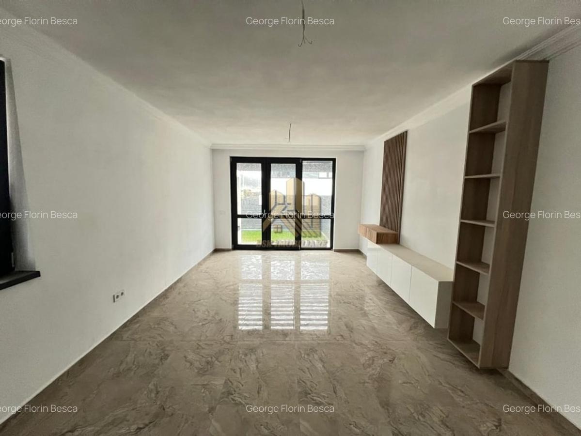 Casa tip duplex Sanpetru Comision 0 - 4 Casa tip duplex Sanpetru Comision 0 - 4