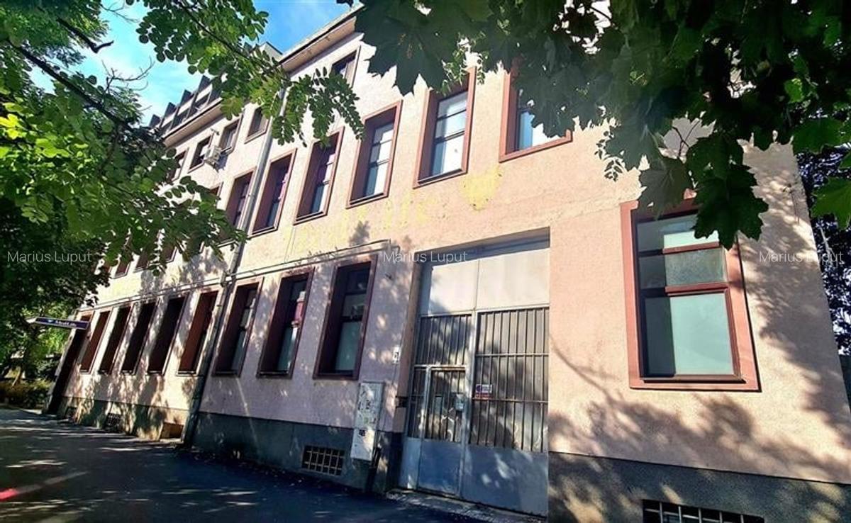 Spatiu comercial de vanzare , 890 mp , B-dul Dragalina - 3