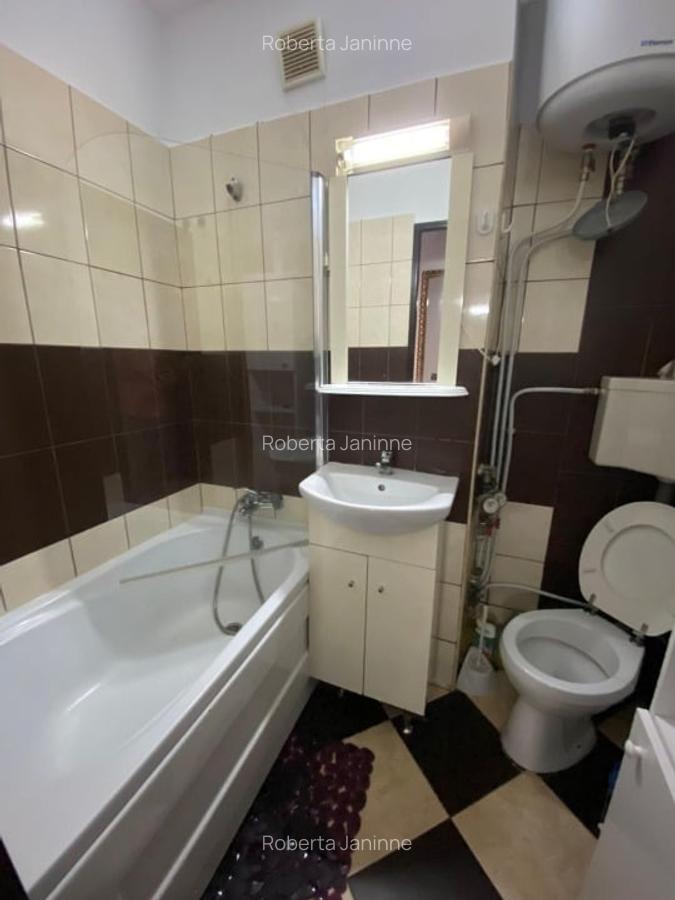 Apartament cochet 2 camere, zona Cora, direct proprietar – preț negociabil - 1