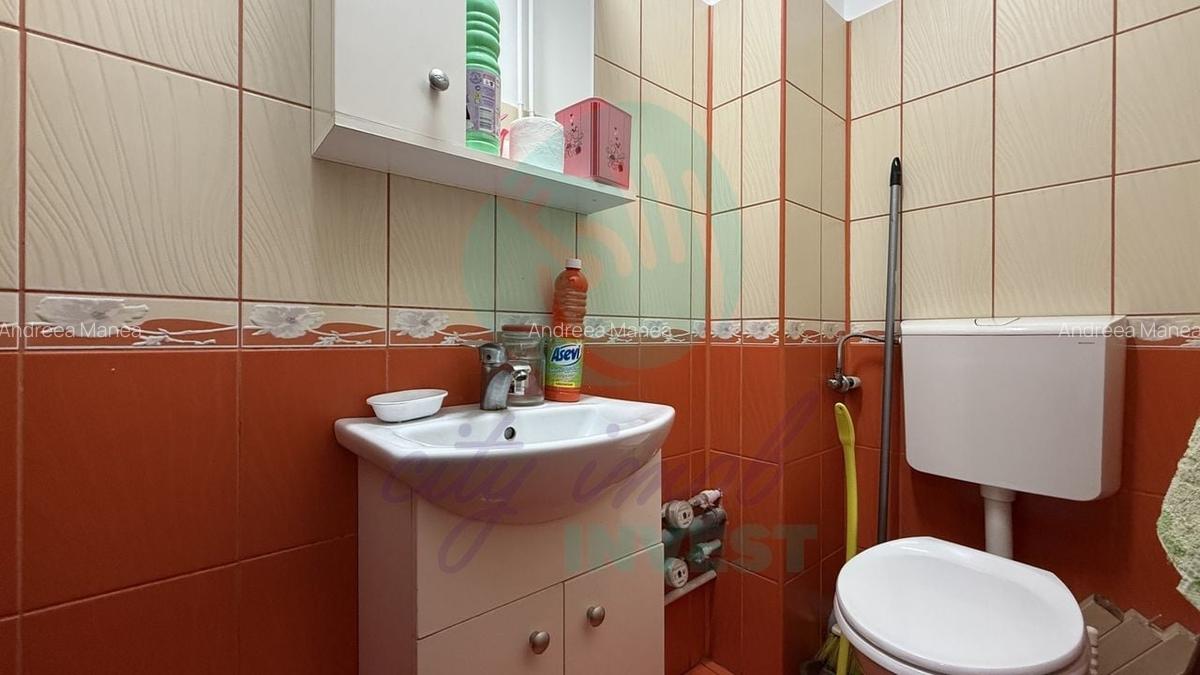 Apartament cu 3 camere semidecomandat în Vitan - 10