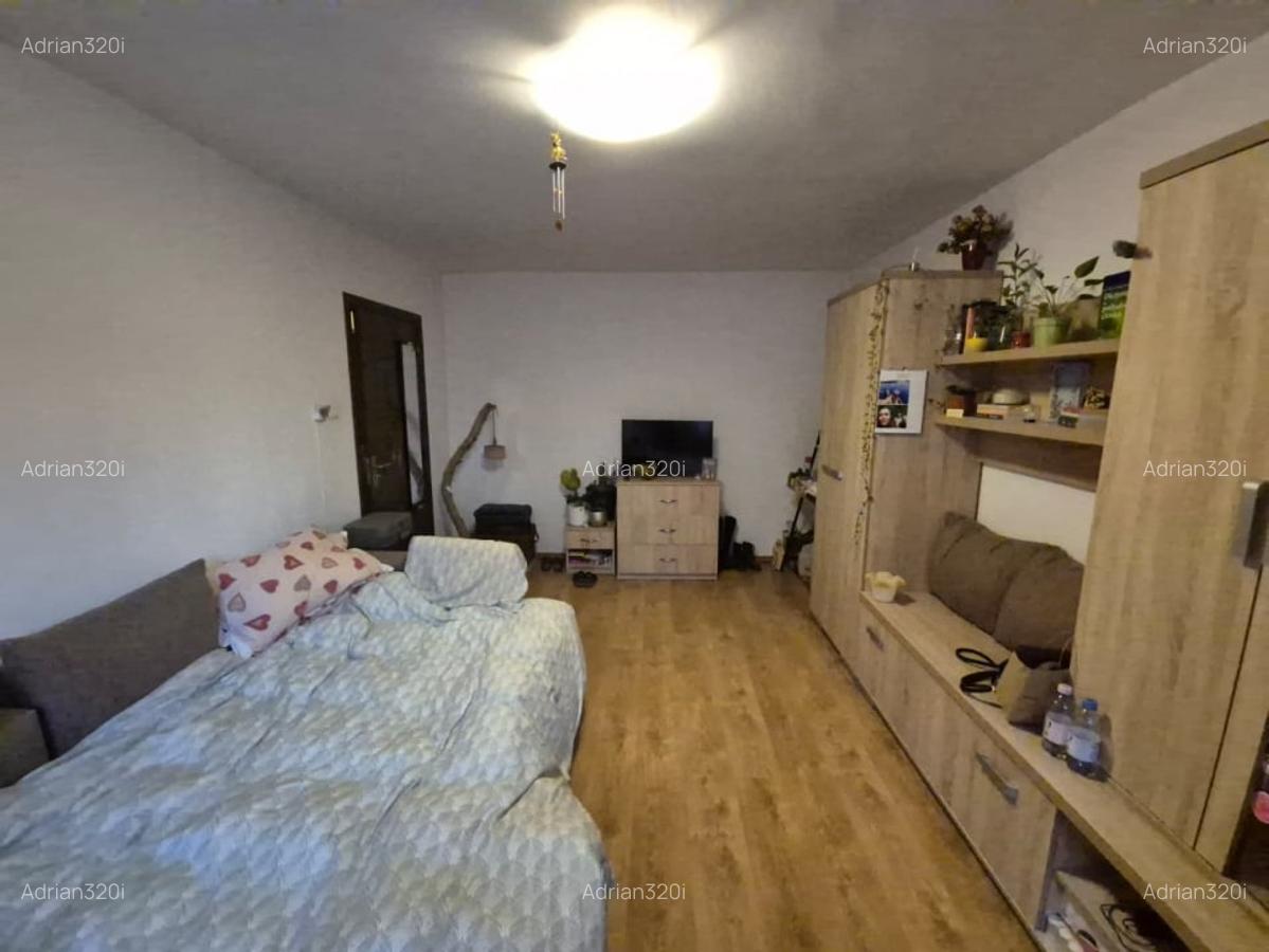 Apartament 3 camere, 2 bai, 64mp, decomandat, zona Intre Lacuri - 2