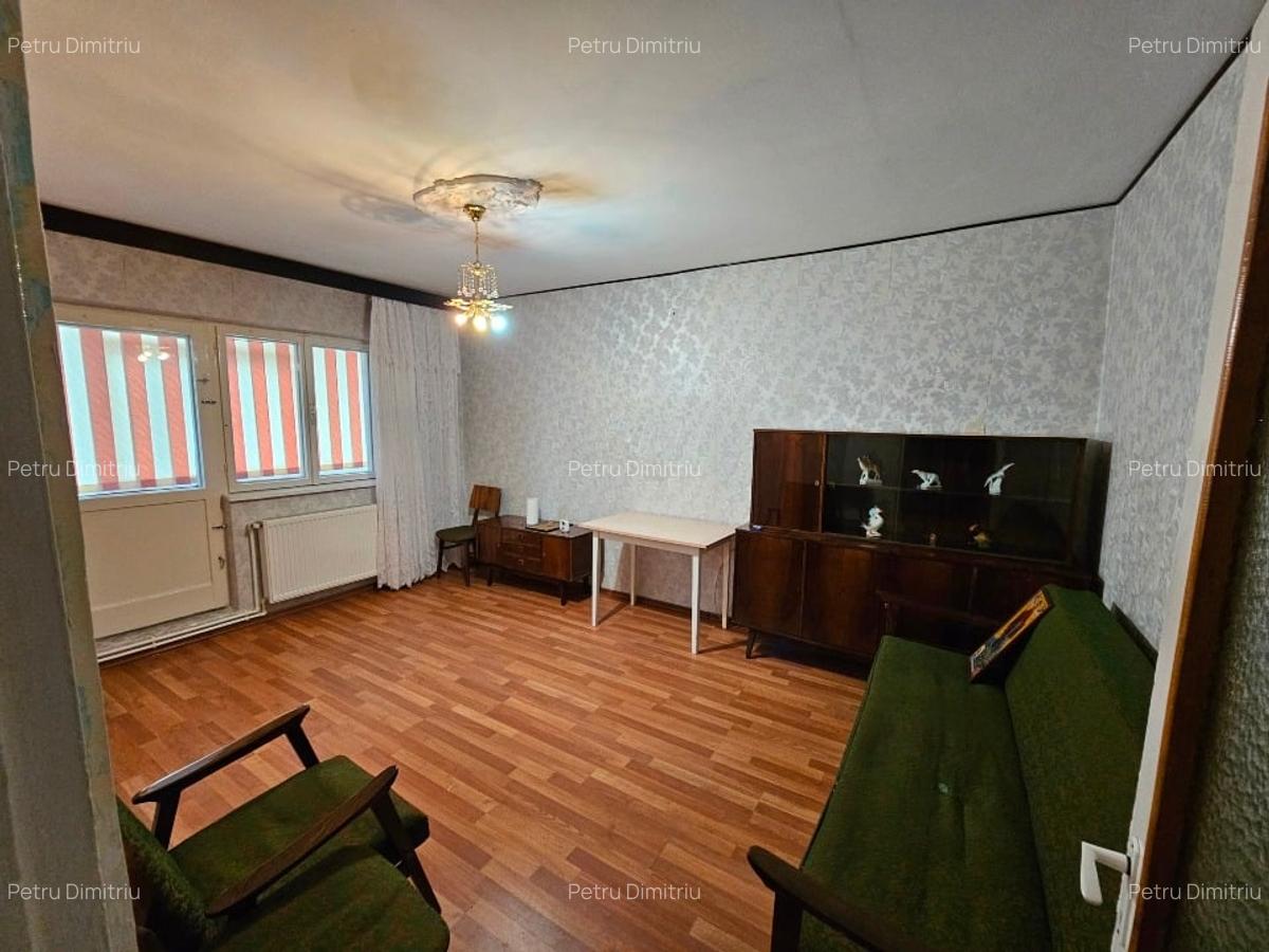 Apartament cu 3 camere decomandat Galati IREG etaj 1 an 1983 - 5