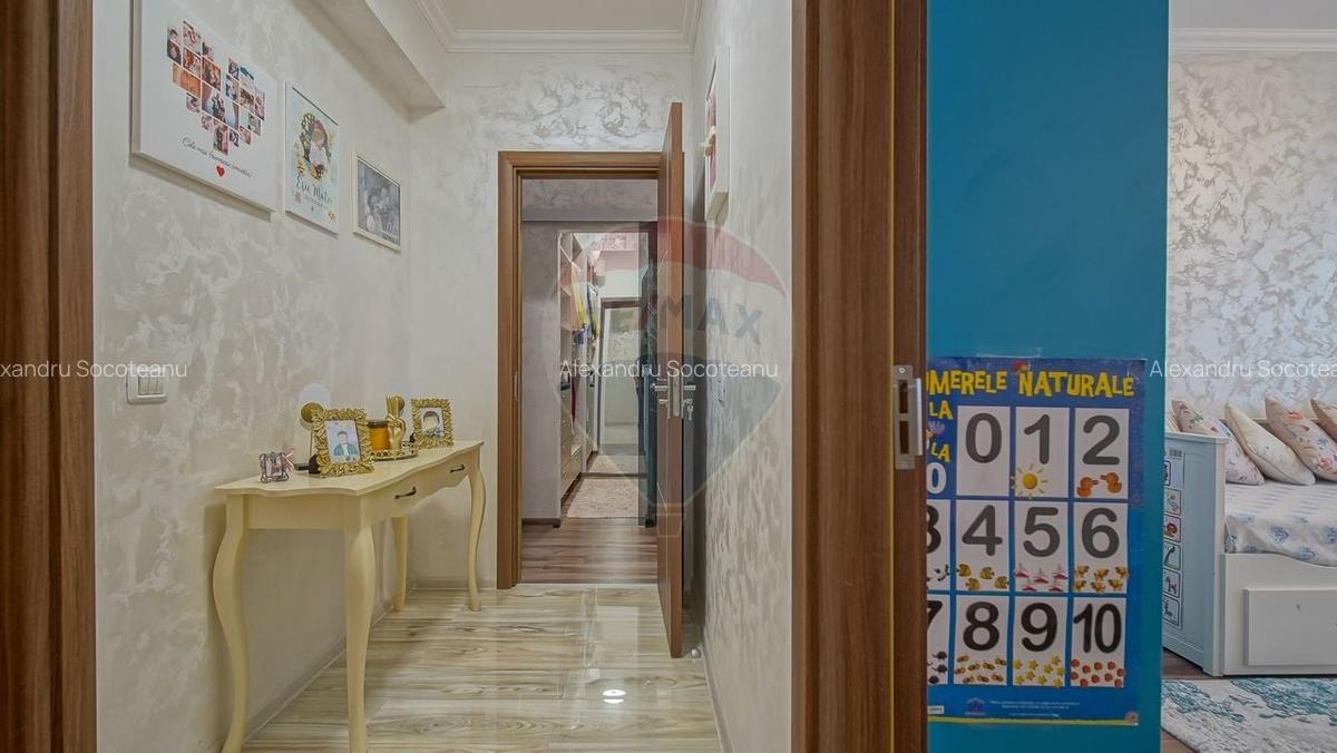 Apartament cu 4 camere decomandat, mobilat în Tractorul - 14