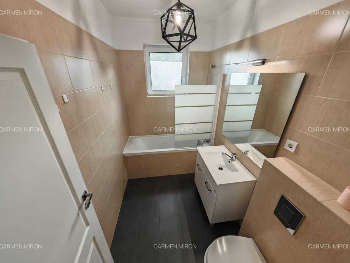 Apartament de vânzare, 3 camere semidecomandat, etaj 5/6 Tăietura Turcului - 5