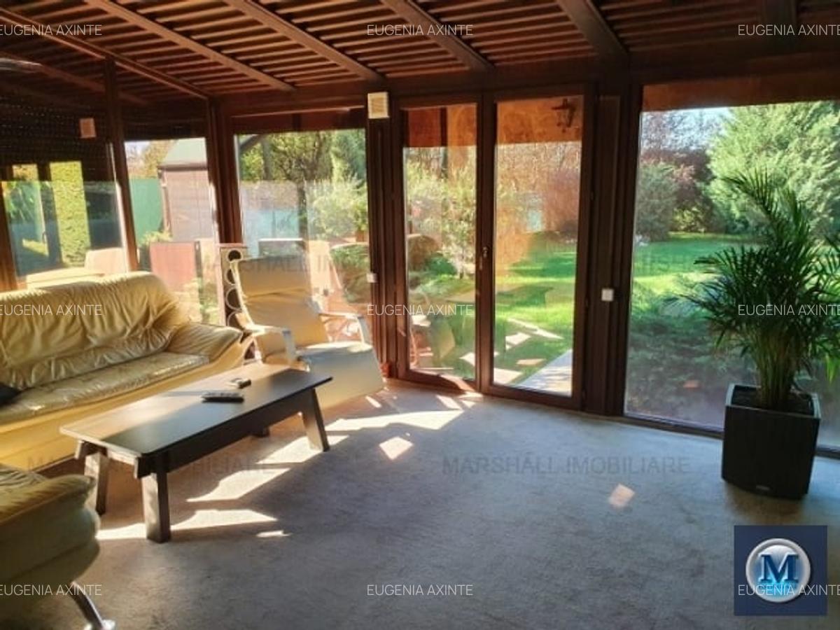 Casă cu 6 camere în Lipănești - 13