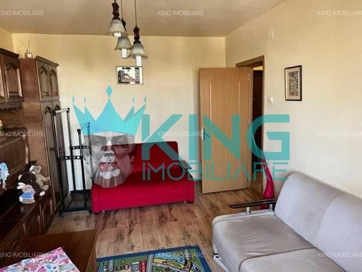 Apartament cu 3 camere decomandat, mobilat în Sebastian - 1