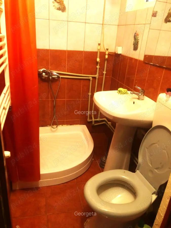INVESTITIE ,posibil preluare chirias Mic si cochet Langa Facultate zona BABES - 2