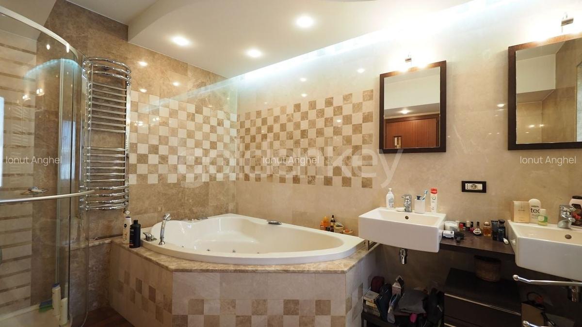 Casă cu 9 camere în Floreasca - 13