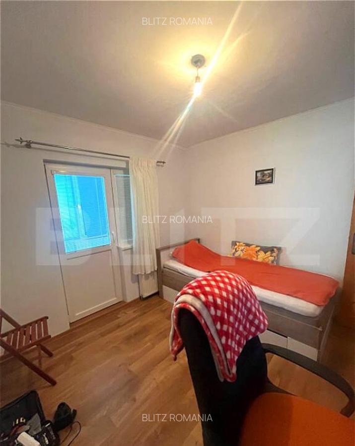 Apartament cu 3 camere, decomandat, zona Lipovei - 4