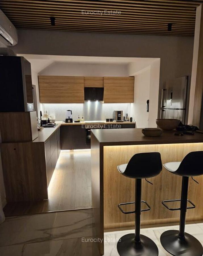 Otopeni/Polona,3 camere,150 mp,mobilat si utilat lux,scara interioara - 16